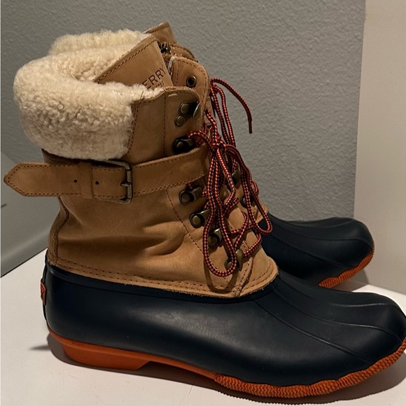 Women’s Sperry Shearwater buckle boot - Picture 3 of 7